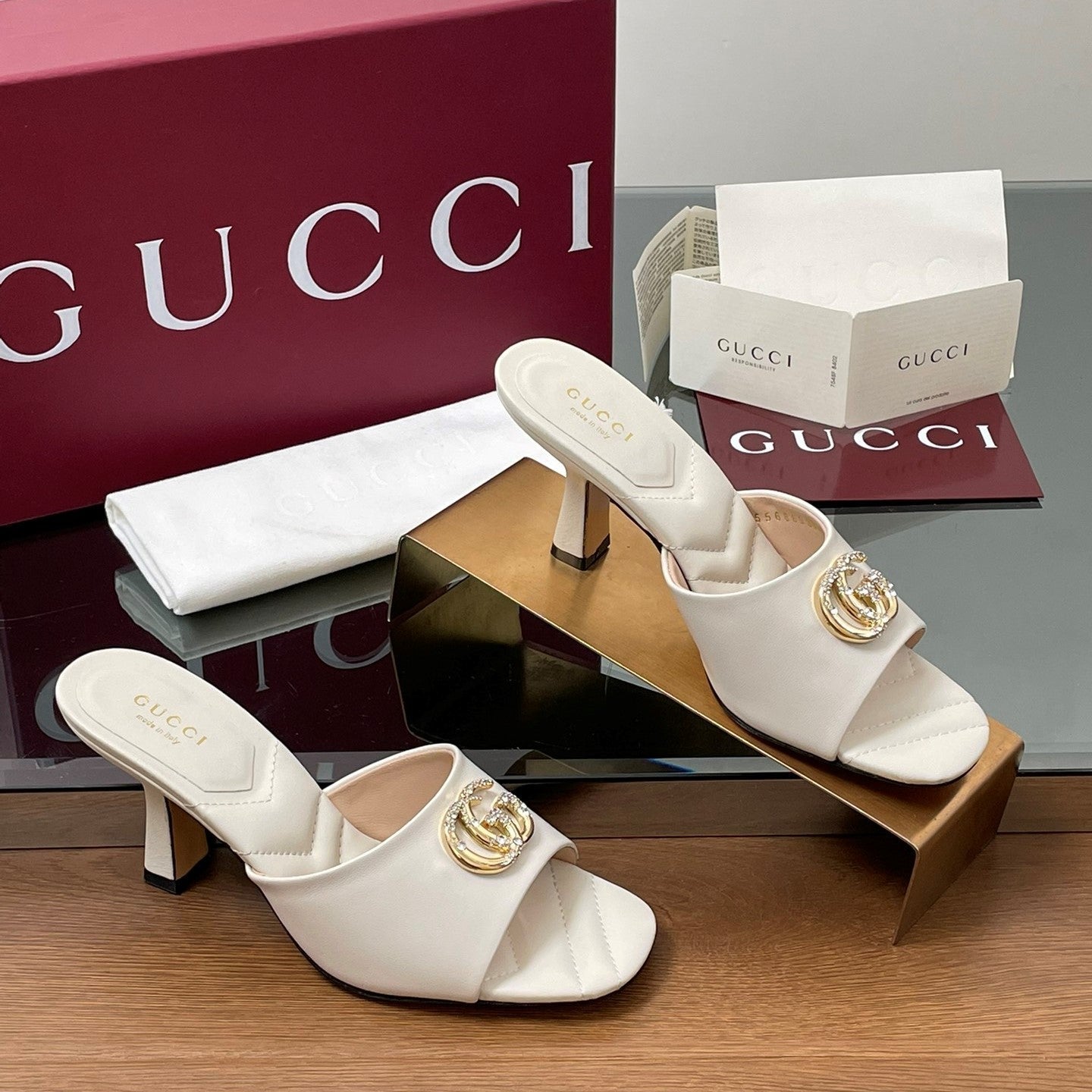 GG Canvas Mid-Heel Mules 7.5cm White Sheepskin 646478