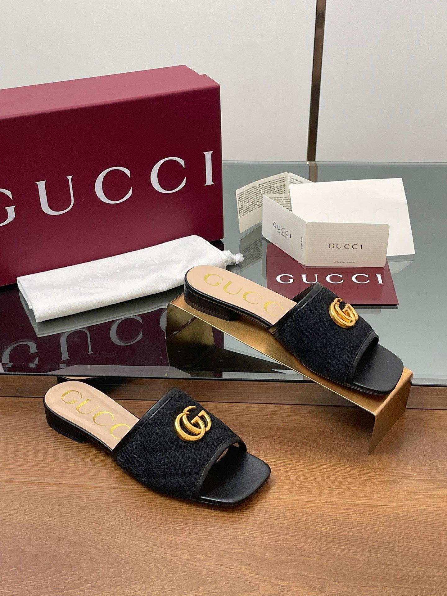 GG Matelasse Slide Sandals Black Canvas Sheepskin 646485