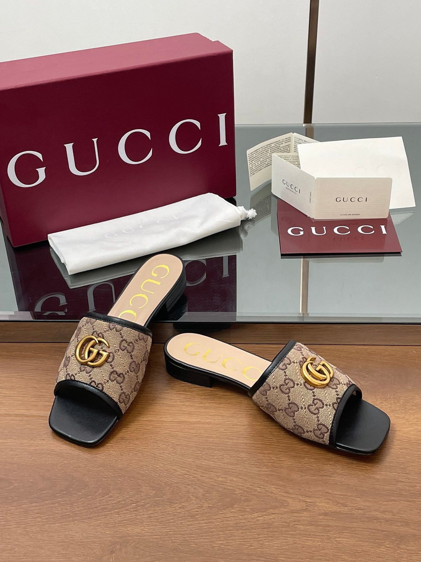 GG Matelasse Slide Sandals Black Beige Canvas Sheepskin 646487