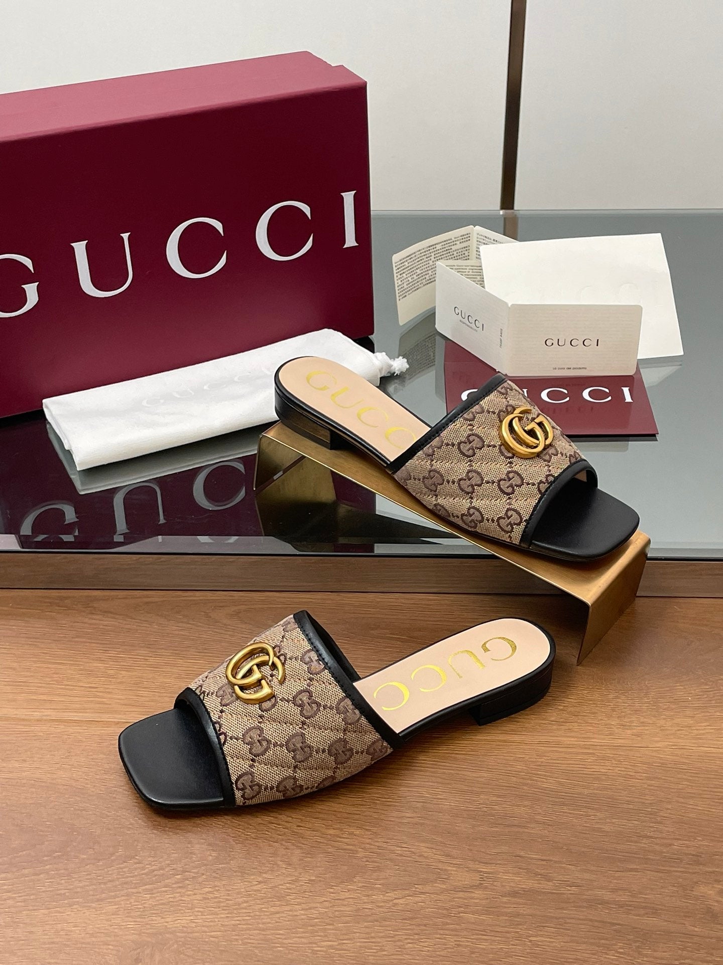 GG Matelasse Slide Sandals Black Beige Canvas Sheepskin 646487