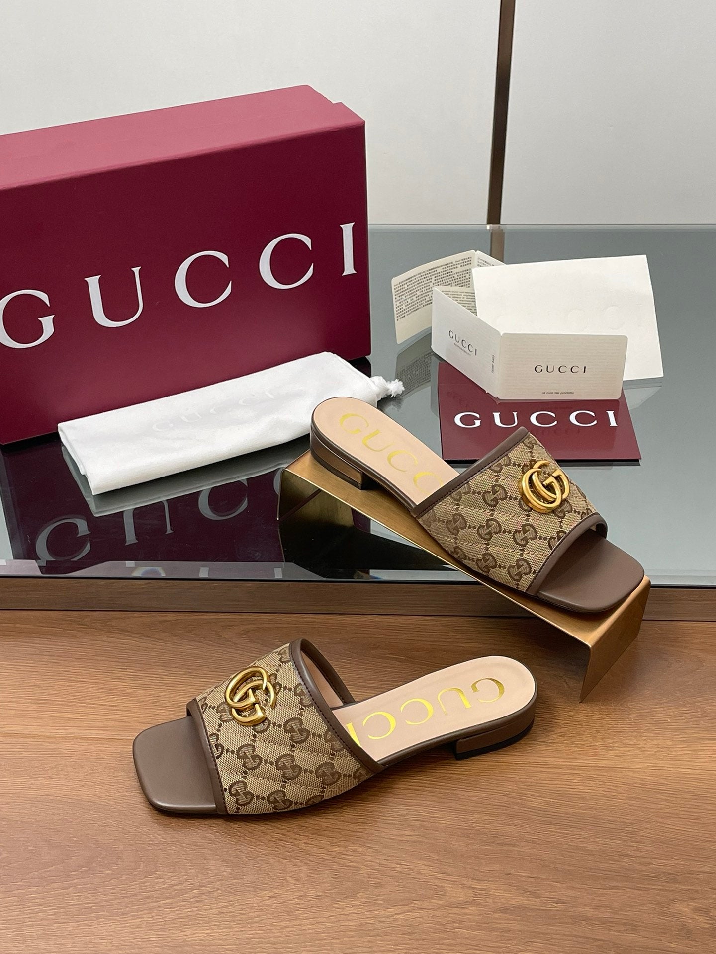 GG Matelasse Slide Sandals Dark Brown Canvas Sheepskin 646488