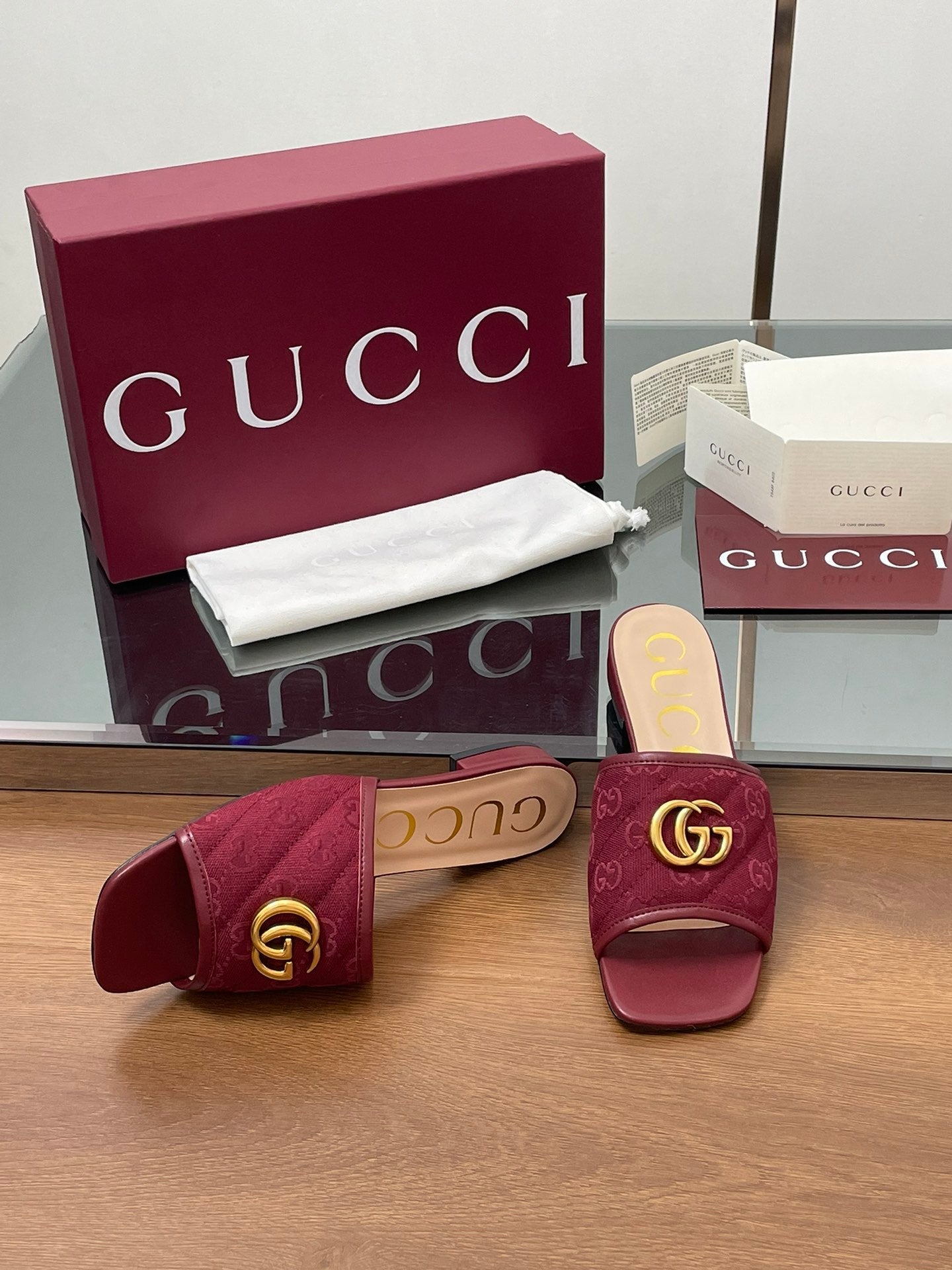 GG Matelasse Slide Sandals Burgundy Canvas Sheepskin 646489