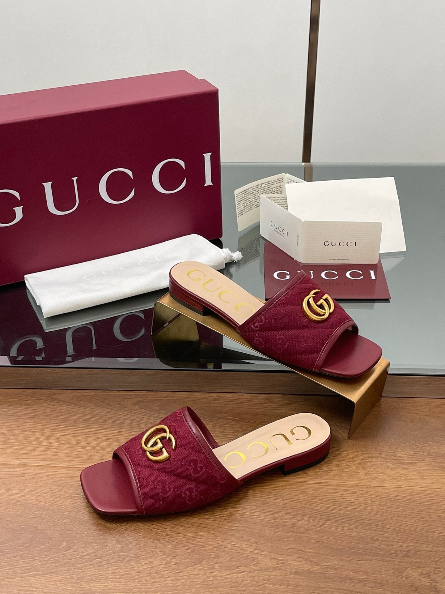 GG Matelasse Slide Sandals Burgundy Canvas Sheepskin 646489