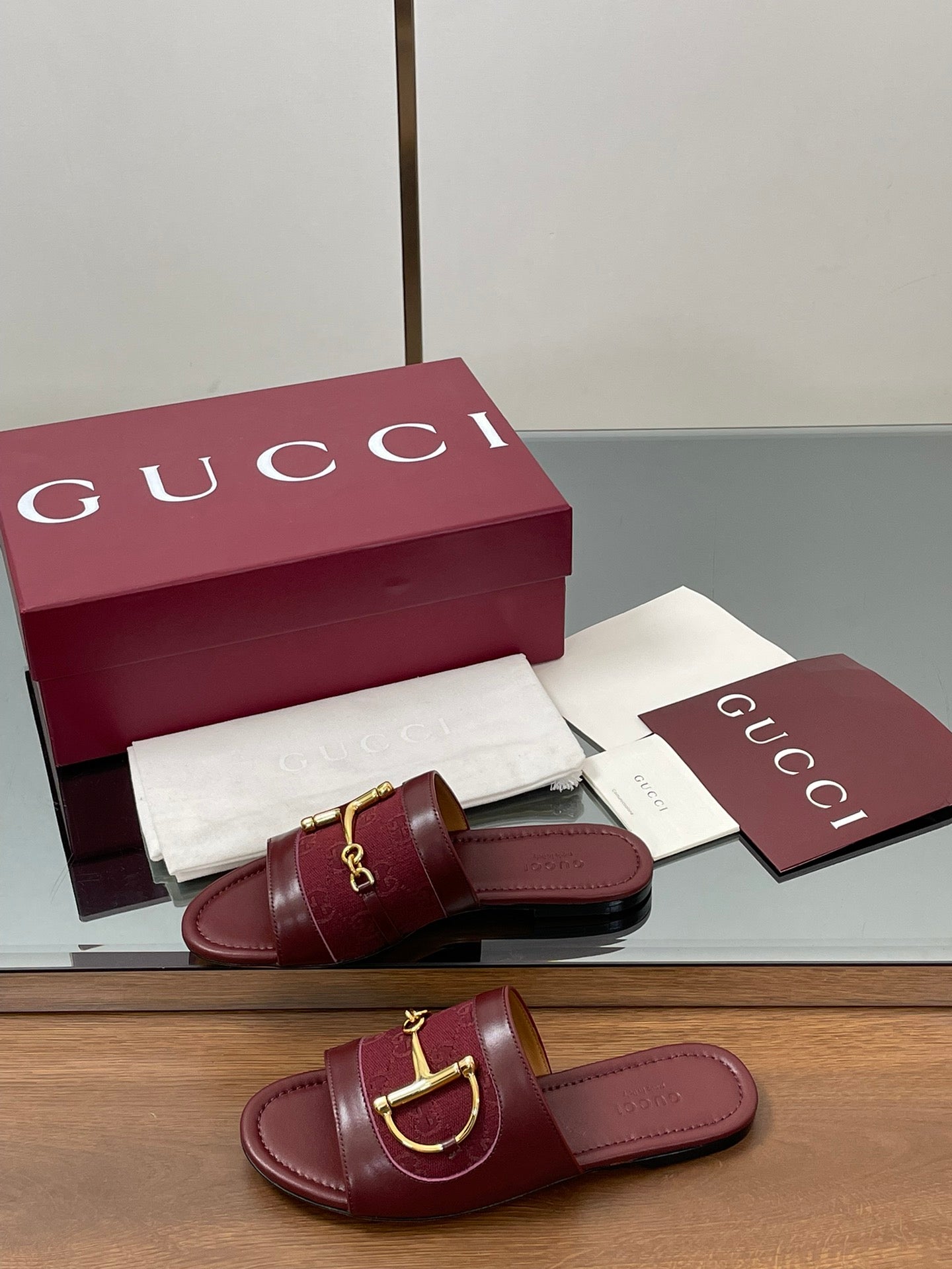 GG D-Shaped Sandals Burgundy Sheepskin Canvas 646461