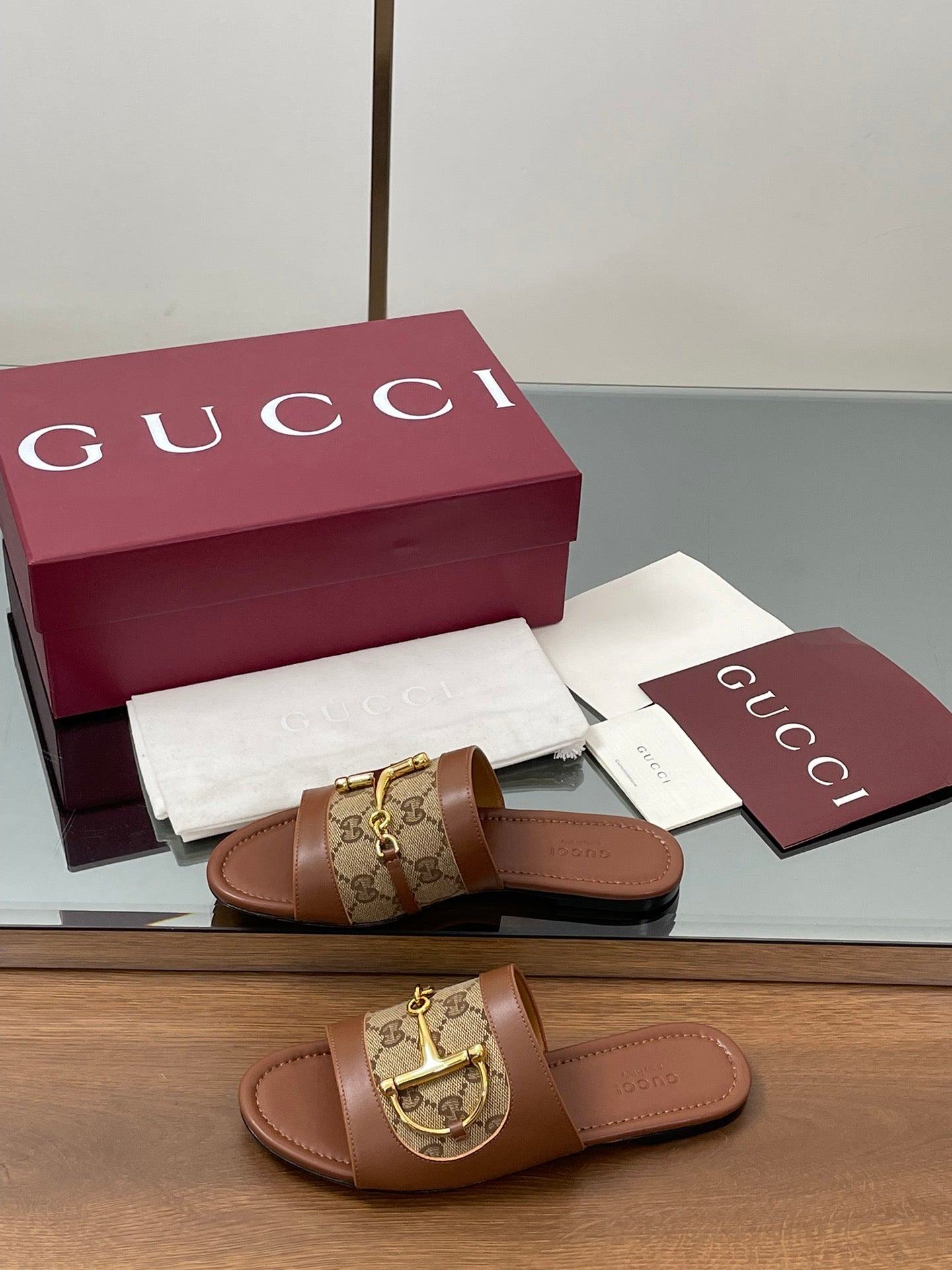 GG D-Shaped Sandals Brown Sheepskin Canvas 646462