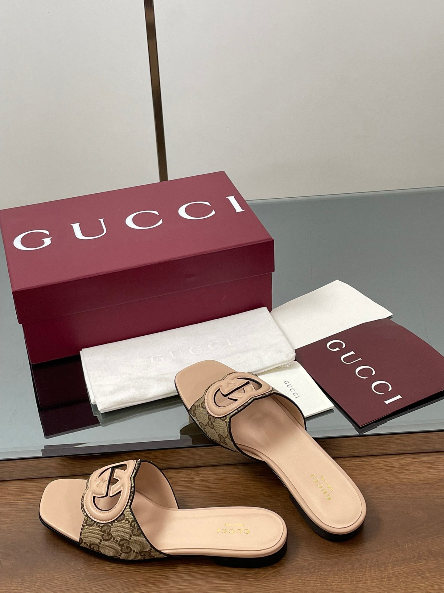GG Rosso Ancora Slide Sandals Beige Sheepskin Canvas 646490