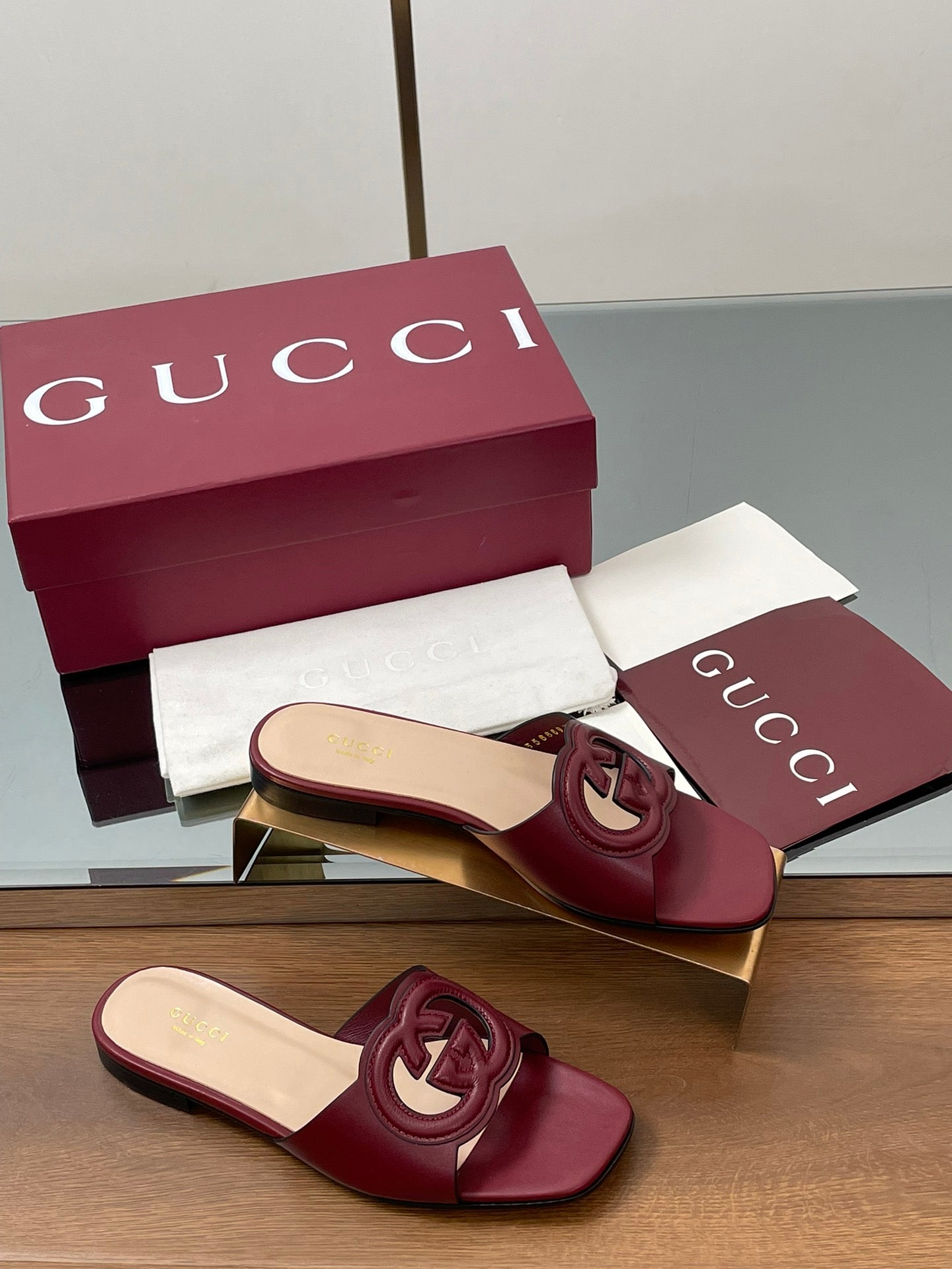 GG Rosso Ancora Slide Sandals Red Sheepskin 646492