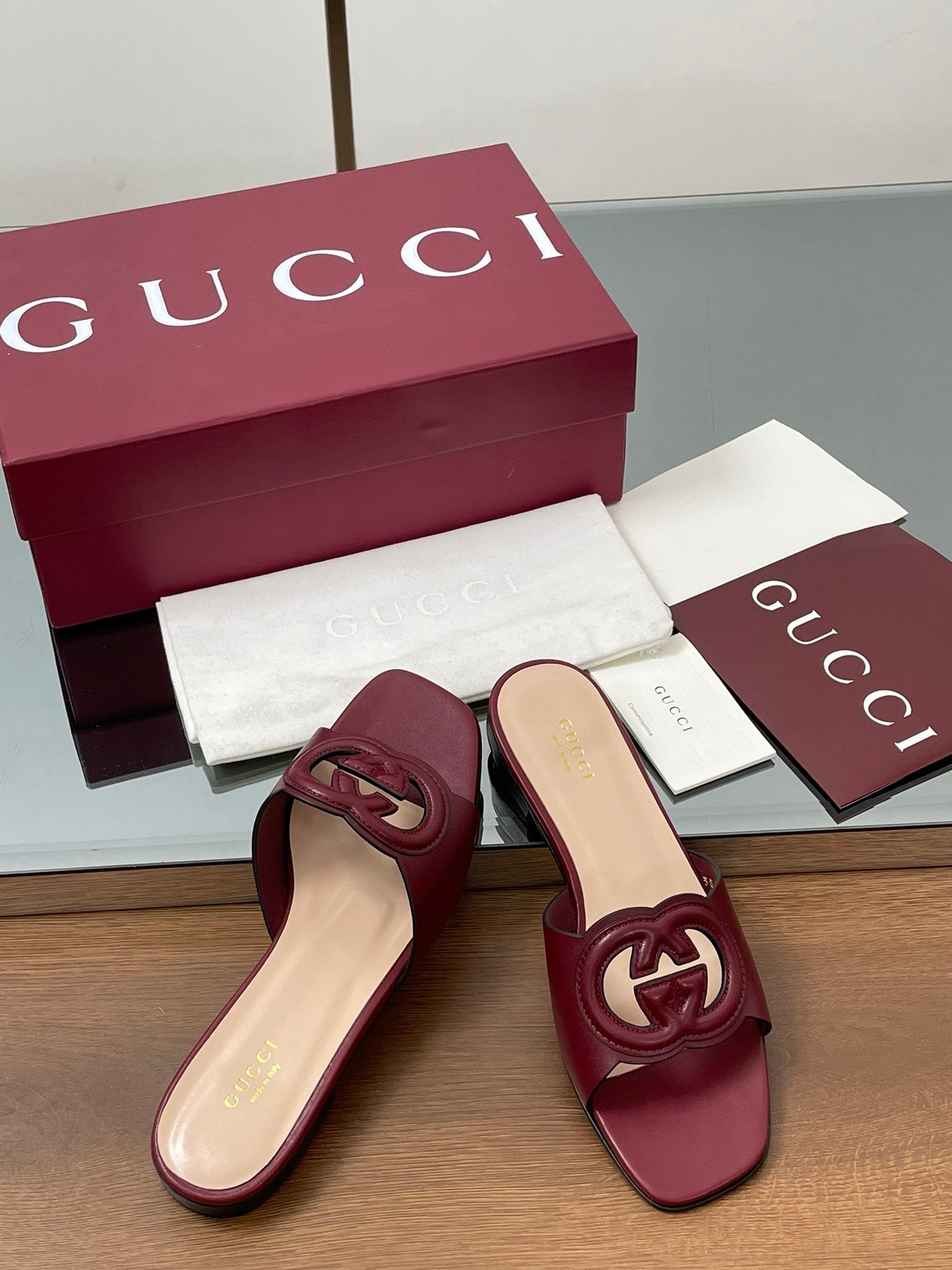 GG Rosso Ancora Slide Sandals Red Sheepskin 646492