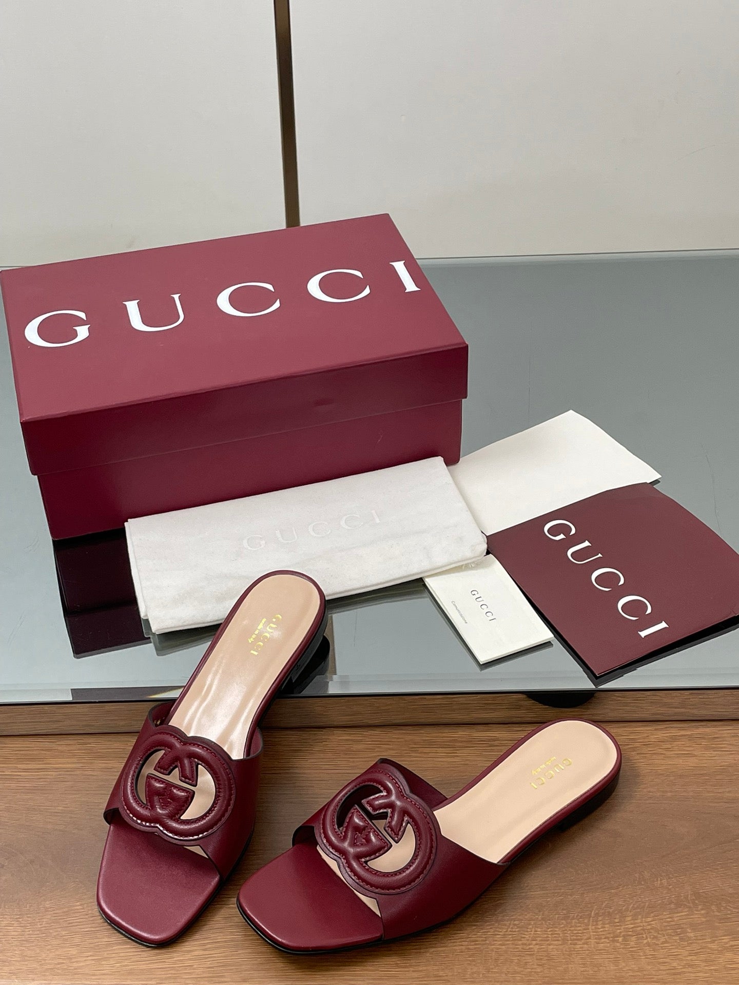 GG Rosso Ancora Slide Sandals Red Sheepskin 646492