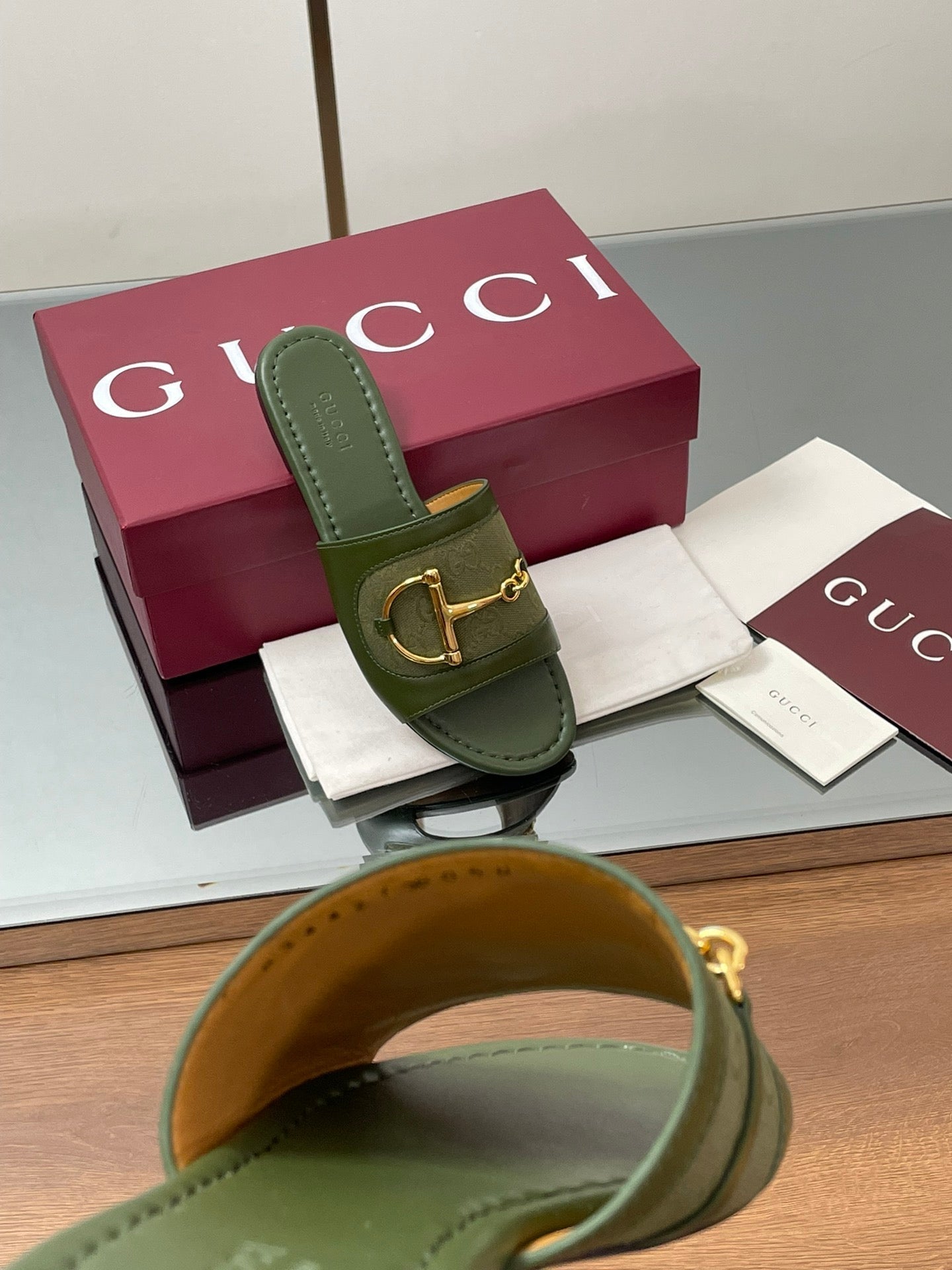 GG D-Shaped Sandals Olive Green Sheepskin Canvas 646463