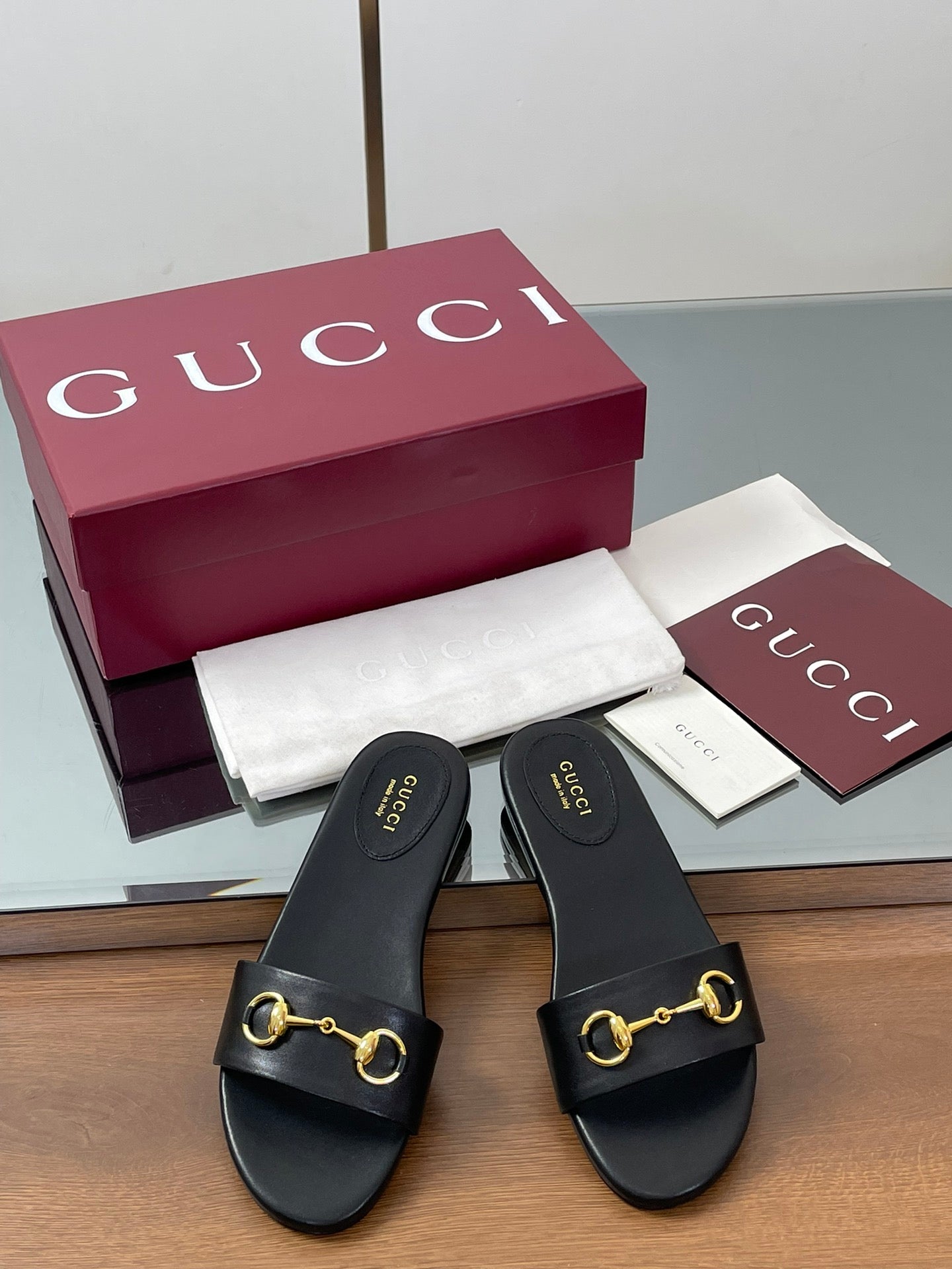 GG Horsebit Slide Sandals Black Sheepskin 646549