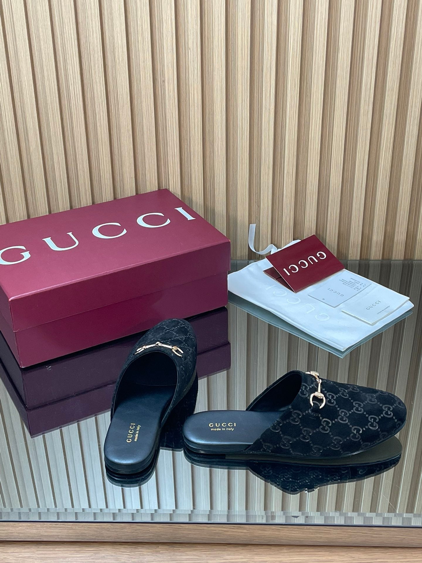 Gucci 25 Horsebit Mule Black GG Suede 563078