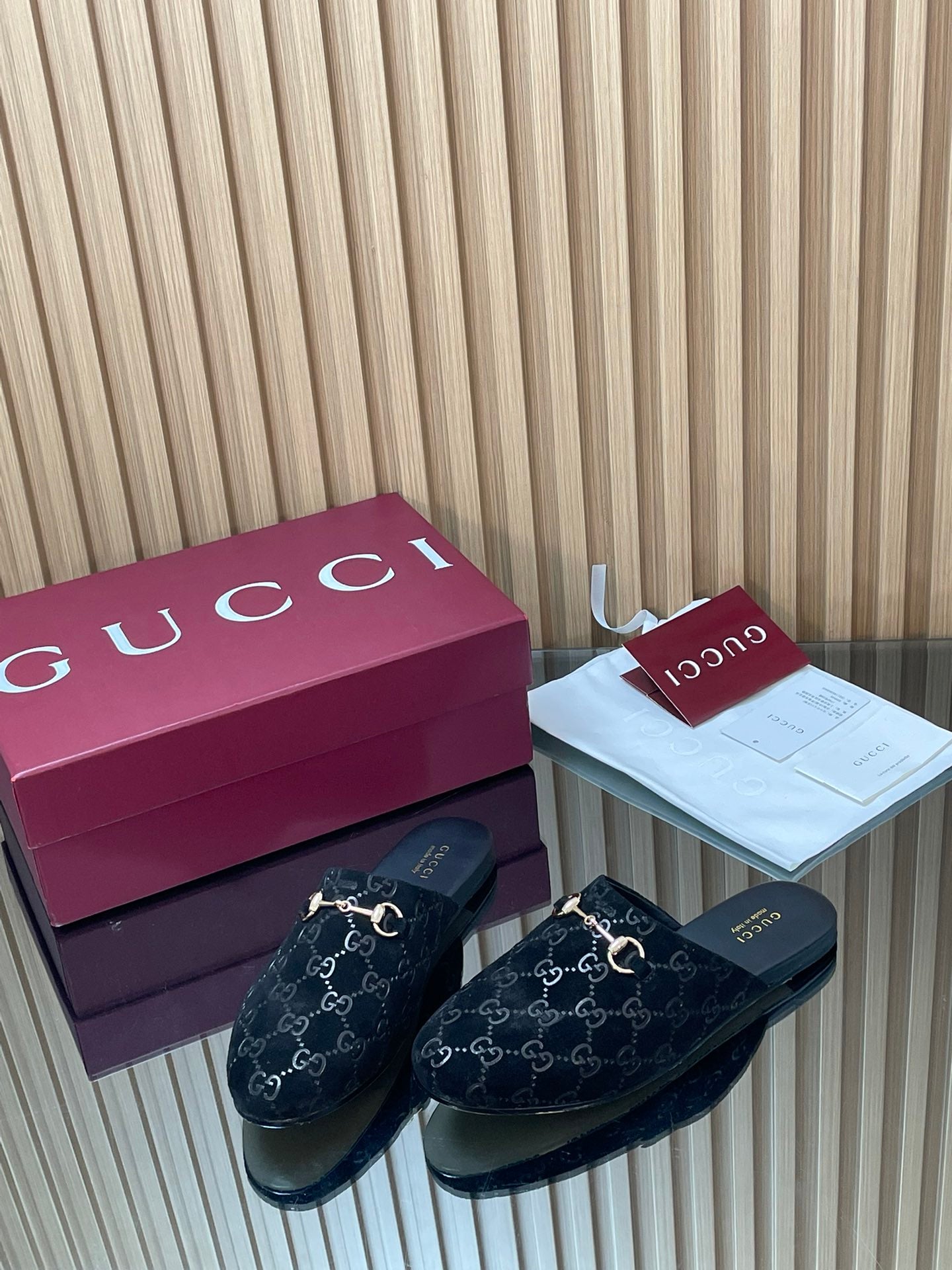 Gucci 25 Horsebit Mule Black GG Suede 563078