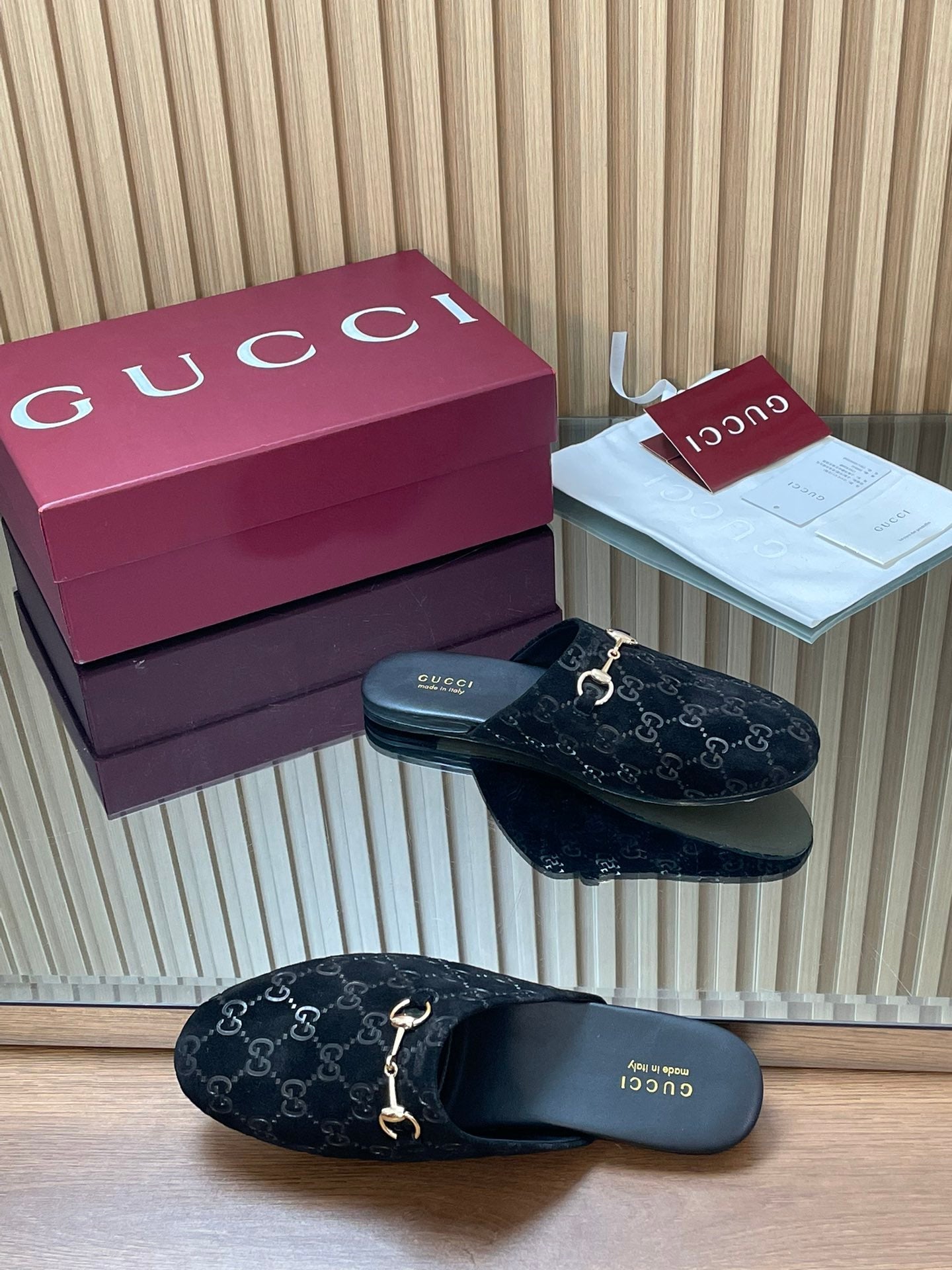 Gucci 25 Horsebit Mule Black GG Suede 563078
