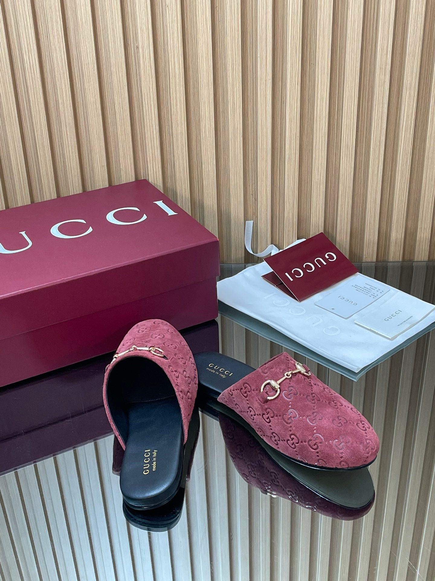 Gucci 25 Horsebit Red Mule GG Suede 563079