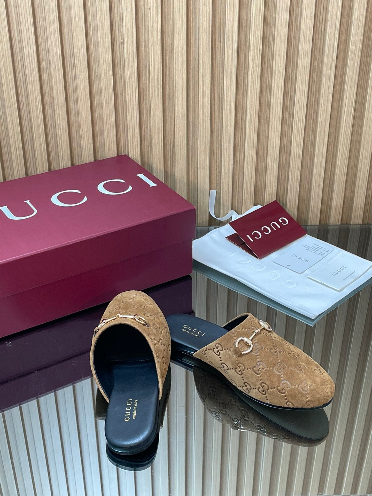 Gucci 25 Horsebit Light Brown Mule GG Suede 563082