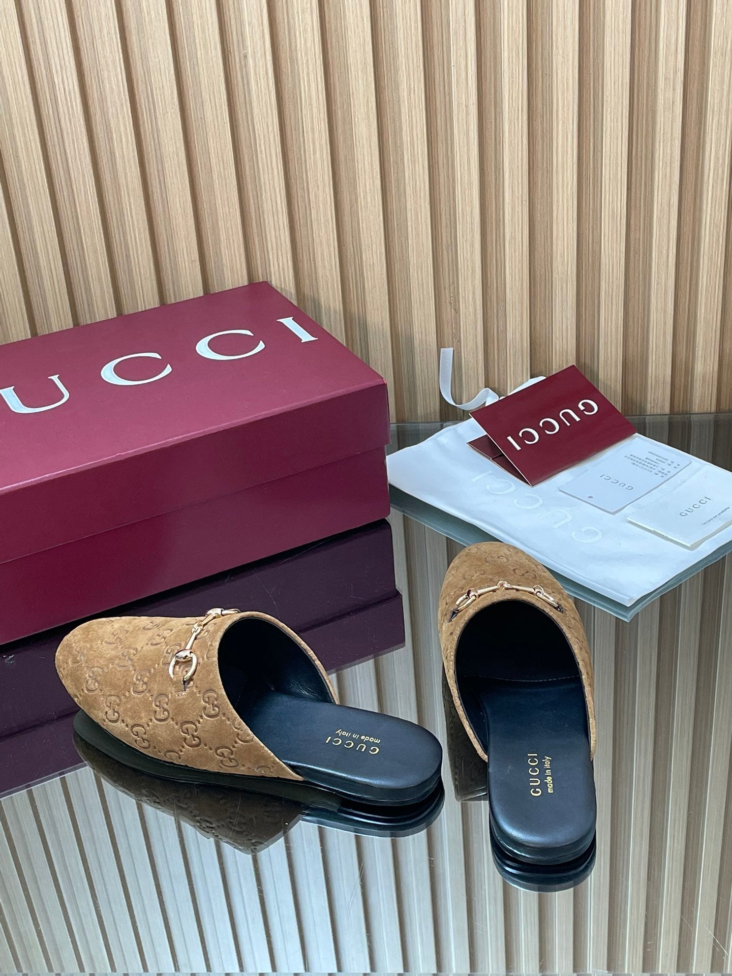 Gucci 25 Horsebit Light Brown Mule GG Suede 563082