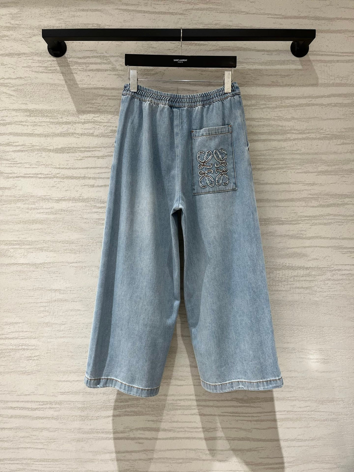 Loewe 26s Wide-Leg Cropped Jeans 588