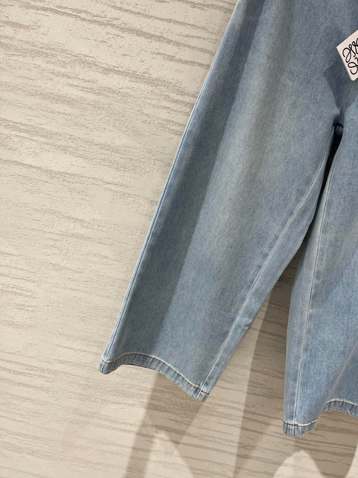 Loewe 26s Wide-Leg Cropped Jeans 588