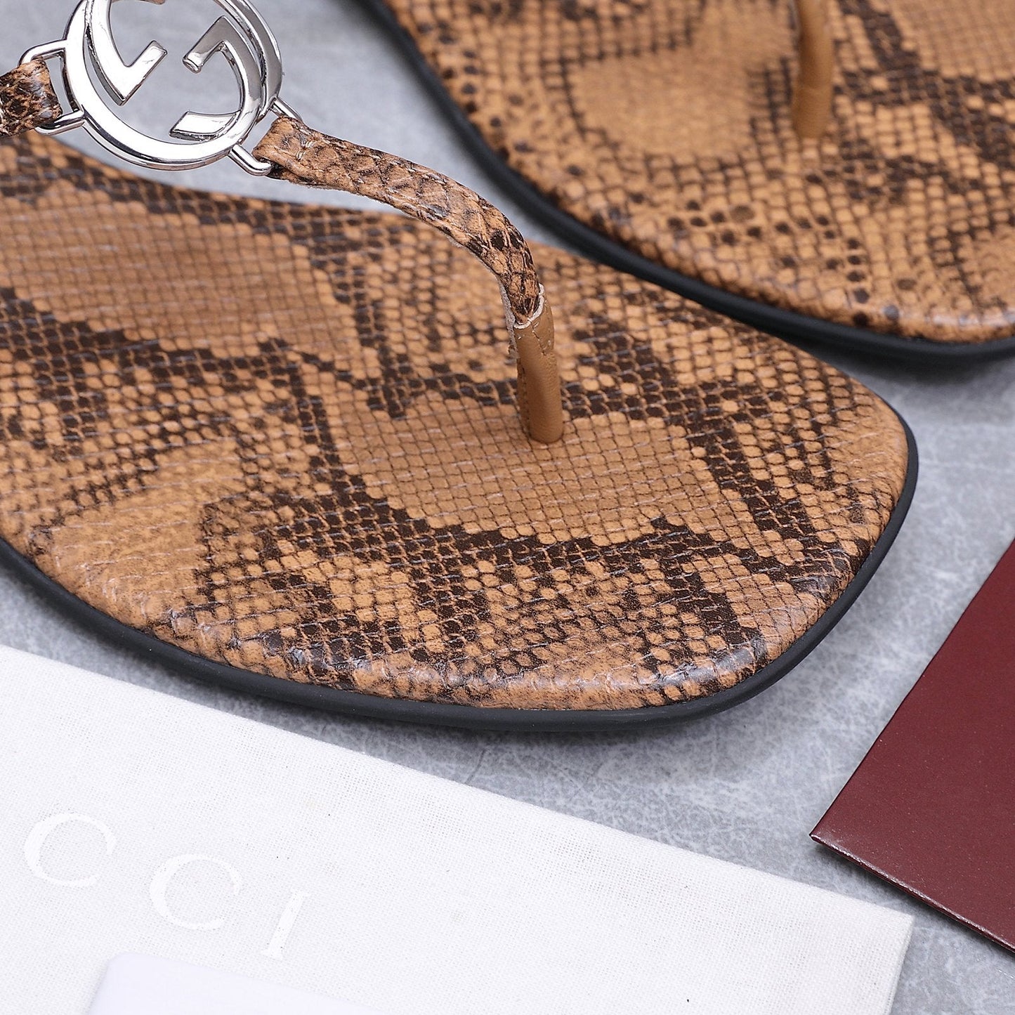 GG Thong Sandal With Interlocking G Brown Snakeskin 864293