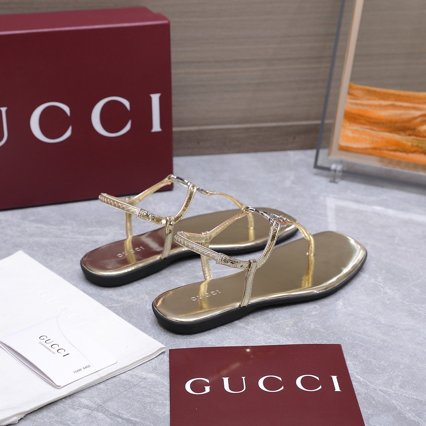 GG Thong Sandal With Interlocking G Gold Sheepskin 864295