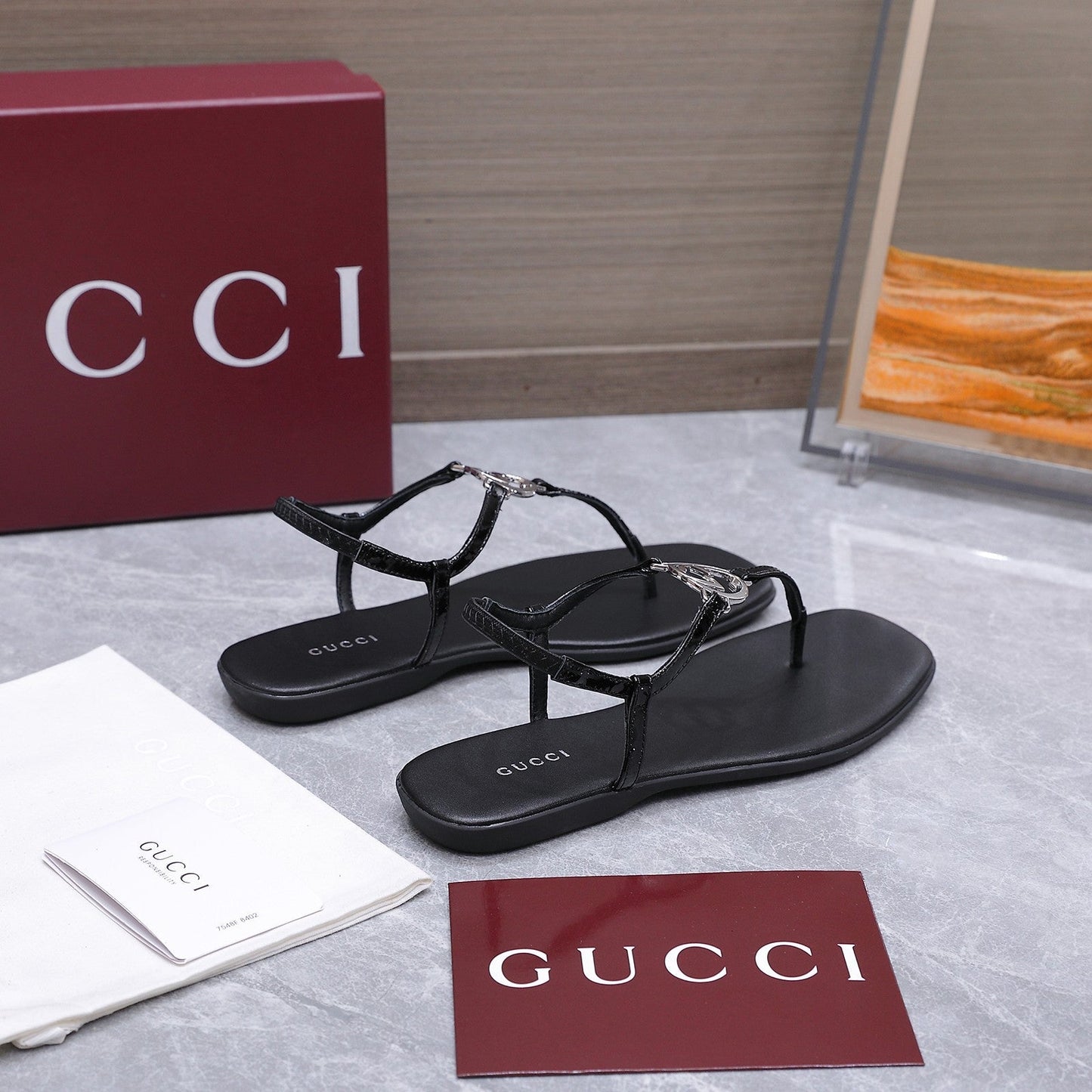 GG Thong Sandal With Interlocking G Black Sheepskin 864298
