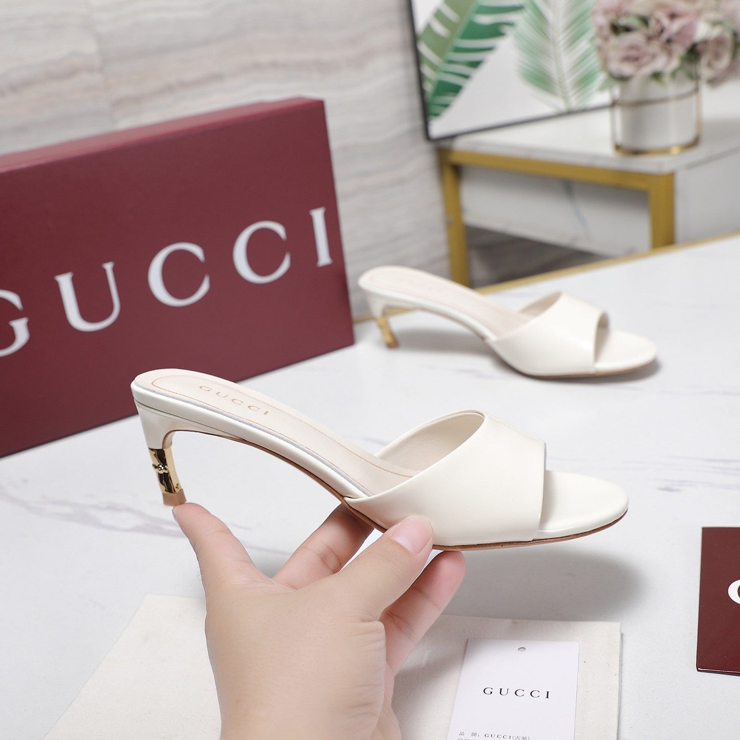 GG 26s Slide 5.5 With Bamboo Motif White Lambskin 961220