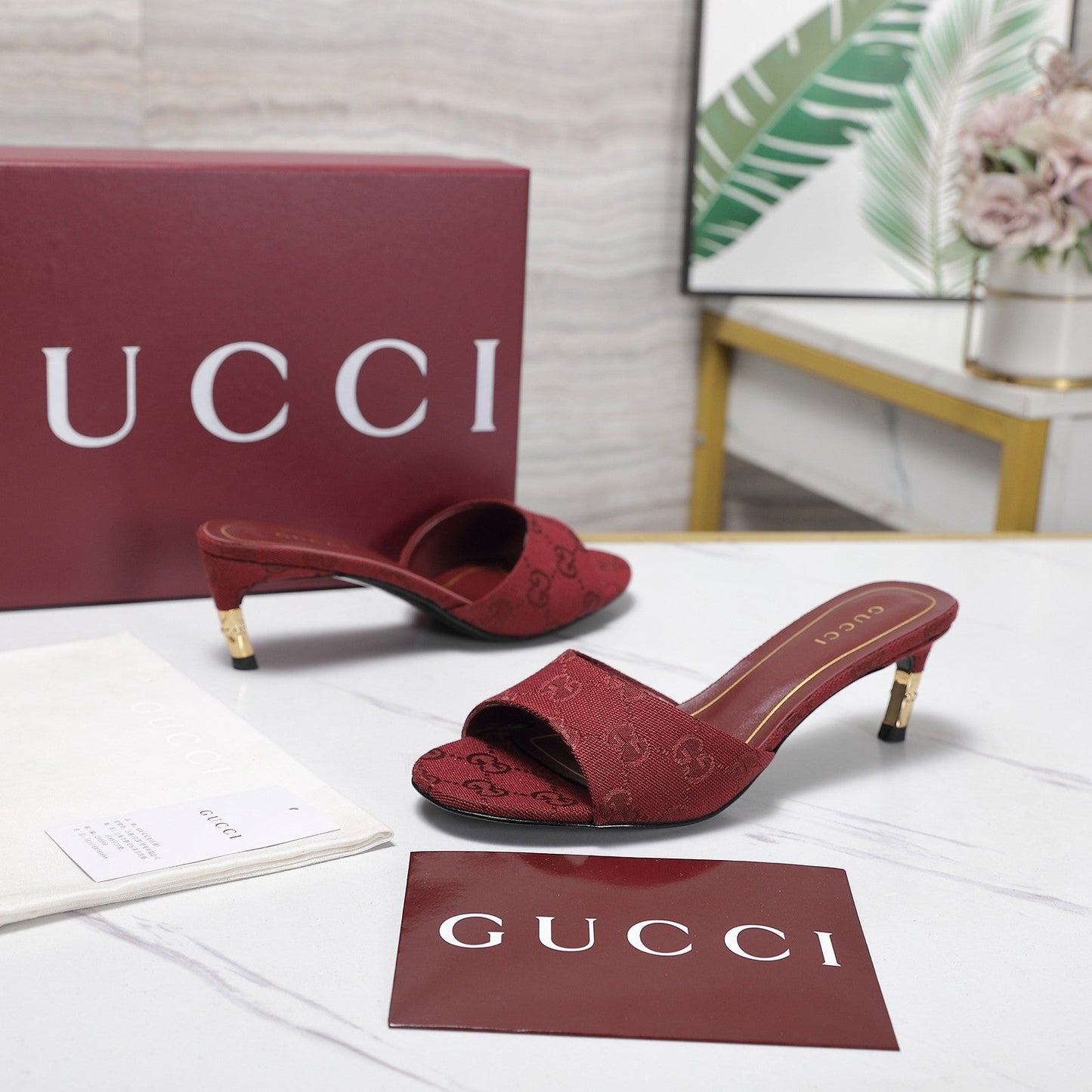 GG 26s Slide 5.5 With Bamboo Motif Red Canvas 961225