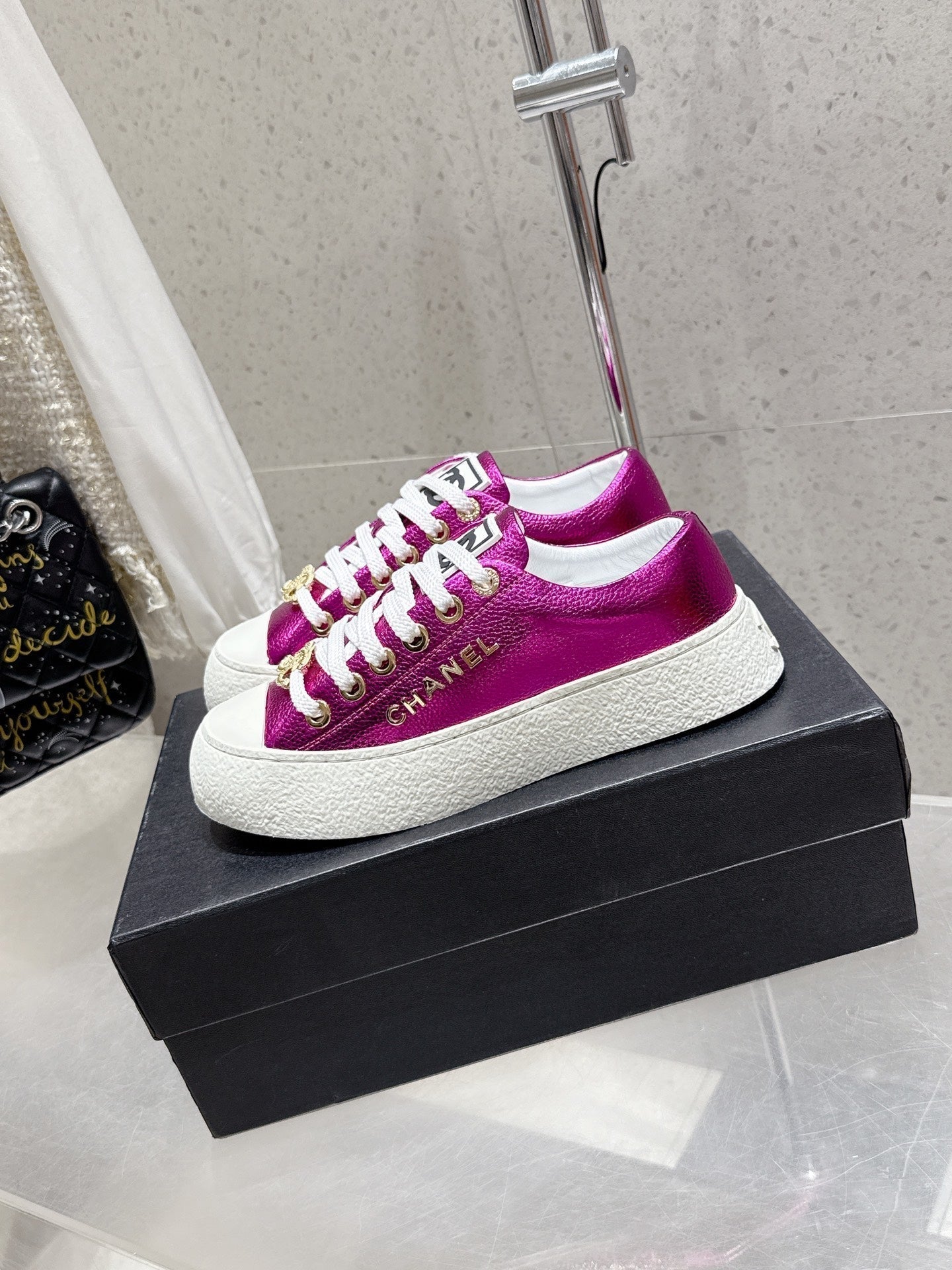 CC Sneaker Purple cowhide 204665