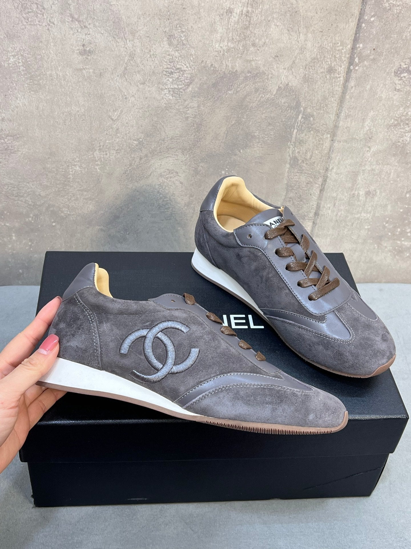 CC 26P Sneakers Grey-Purple Suede 682523