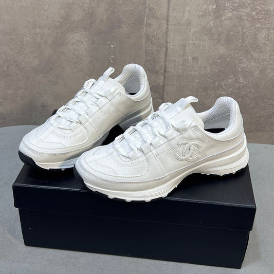 CC 26s Runner CC Logo Sneakers White Calfskin