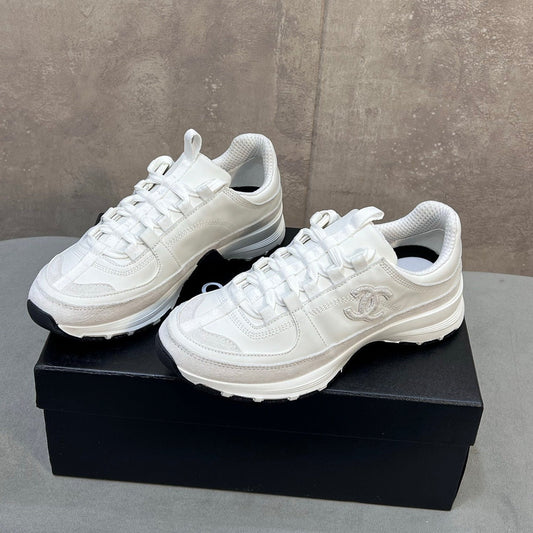 CC 26s Runner CC Logo Sneakers White Calfskin Suede