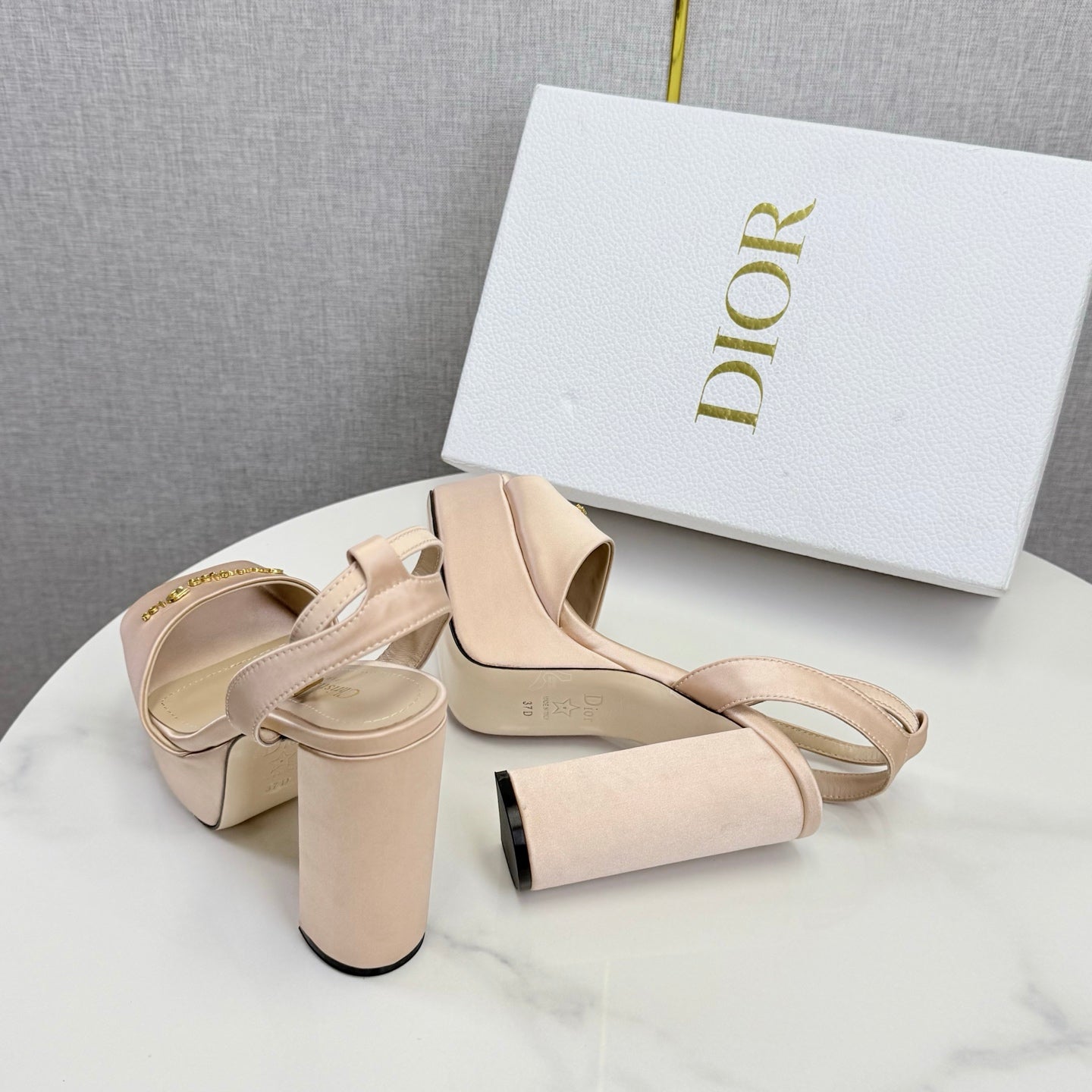 CD 26s Platform Sandals 80 Beige Satin Sheepskin 640230