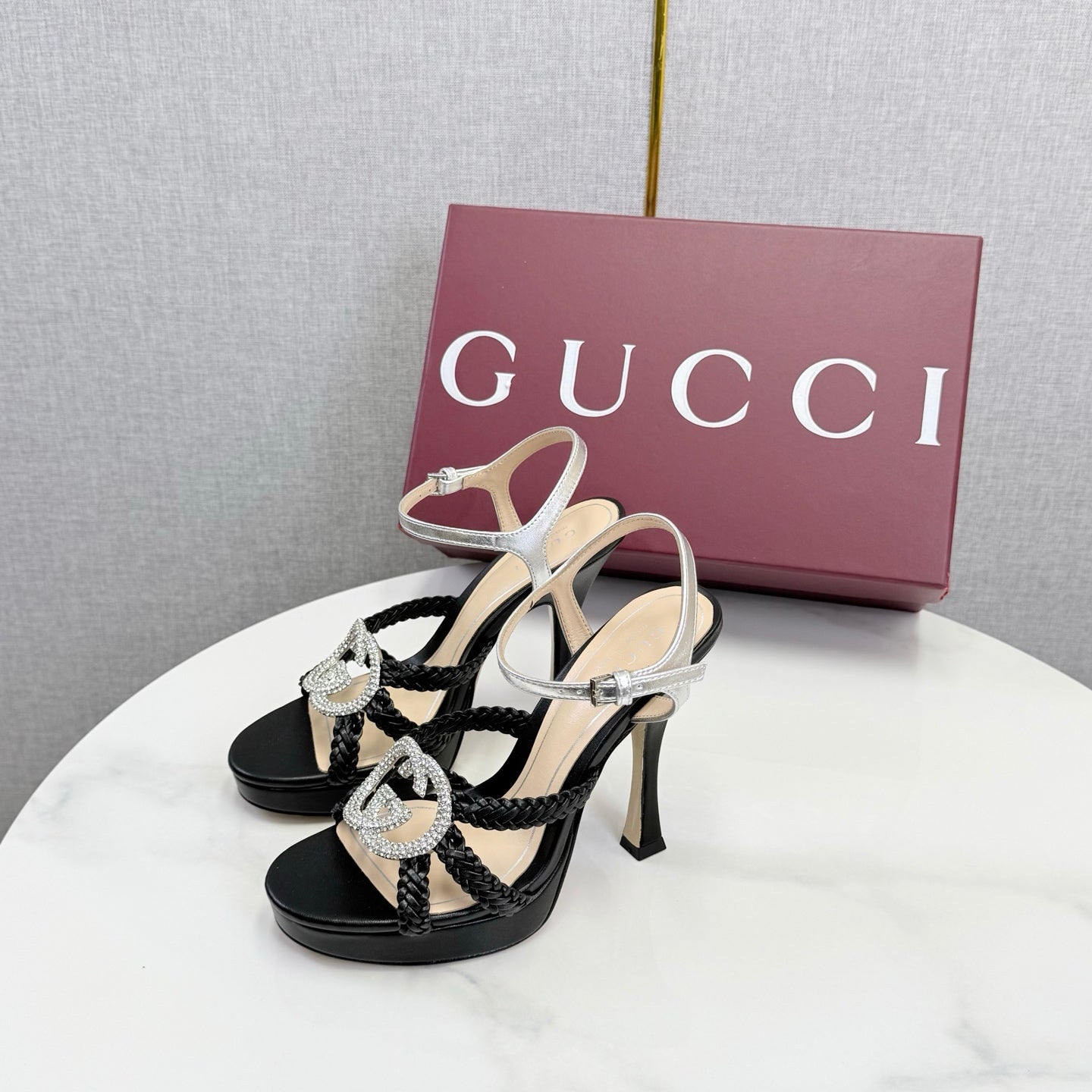 GG 26s Sandals 10.5cm With Crystal Interlocking G Black Leather 639953