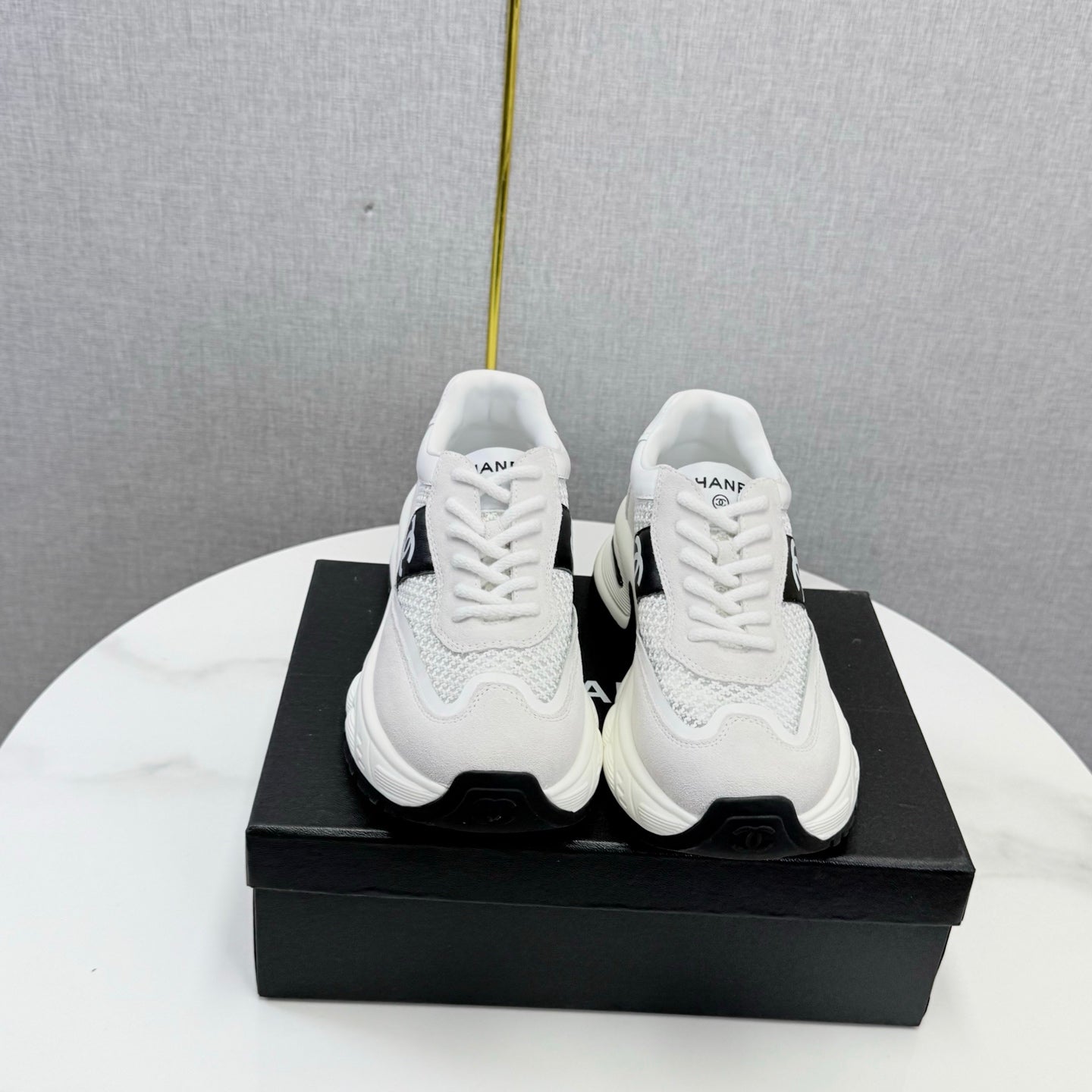 CC 26s Runners Sneakers White Mesh Suede Suede