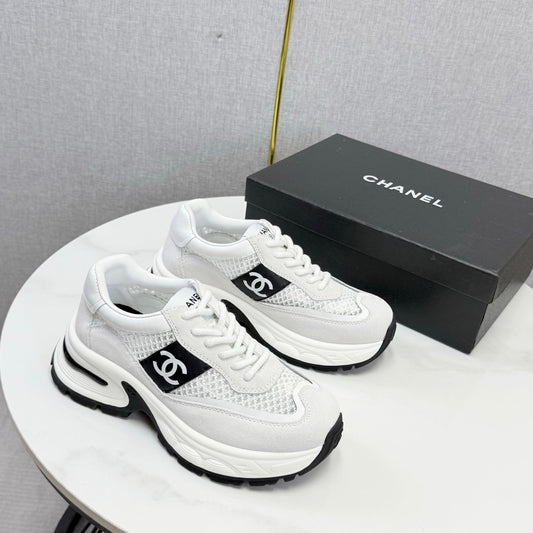CC 26s Runners Sneakers White Mesh Suede Suede