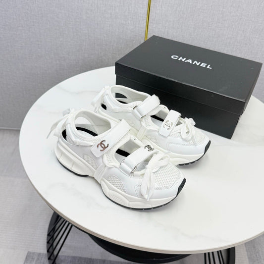 CC 26s Casual Sneakers White Leather Mesh 865835