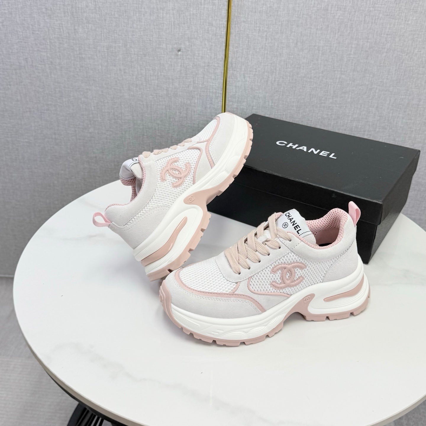 CC 26s Casual Sneakers White Pink Mesh Suede 865840