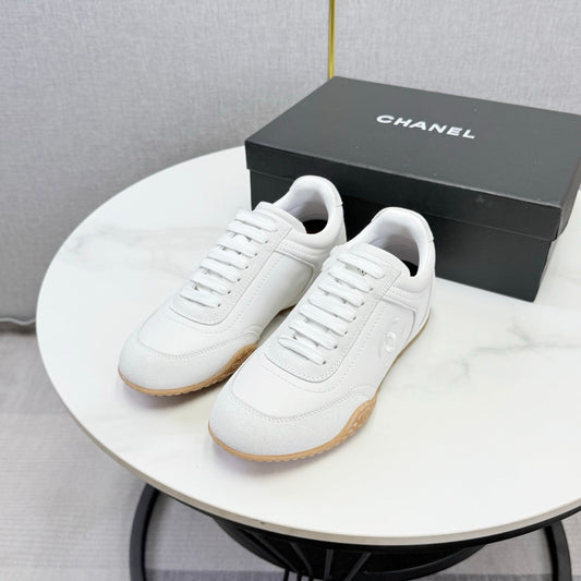 CC 26s Sneakers White Leather Suede 972903