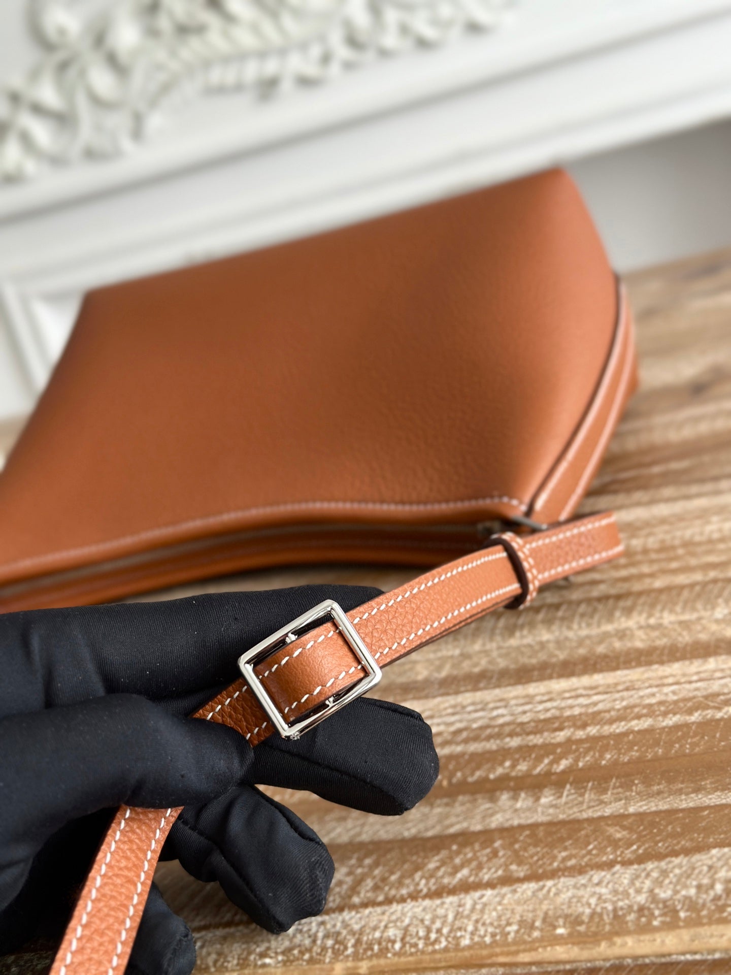 HM Berlingot Shoulder Bag Brown Epsom Leather 270327