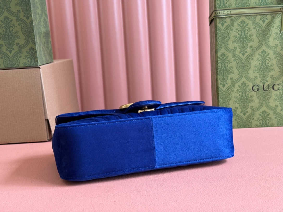 Gucci Marmont Flapbag 26 Blue Velvet