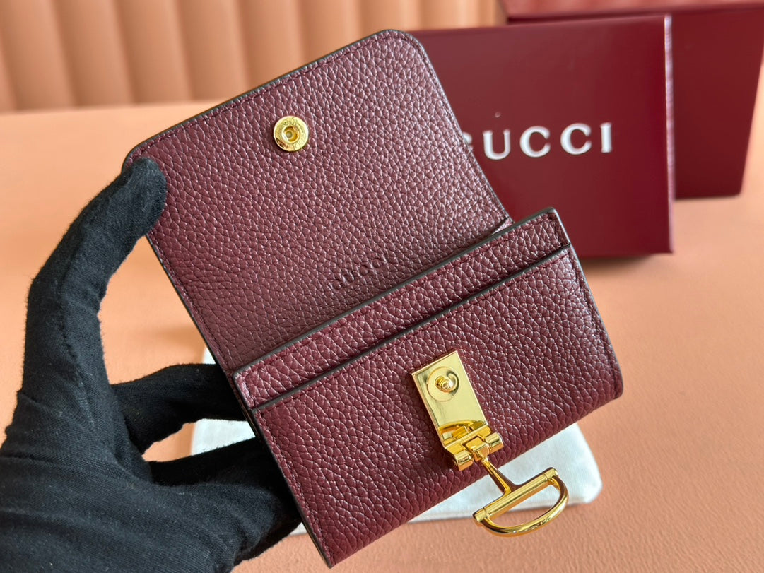 Softbit Card Case 10.5 In Rosso Ancora Red Grainy Calfskin Gold Hardware