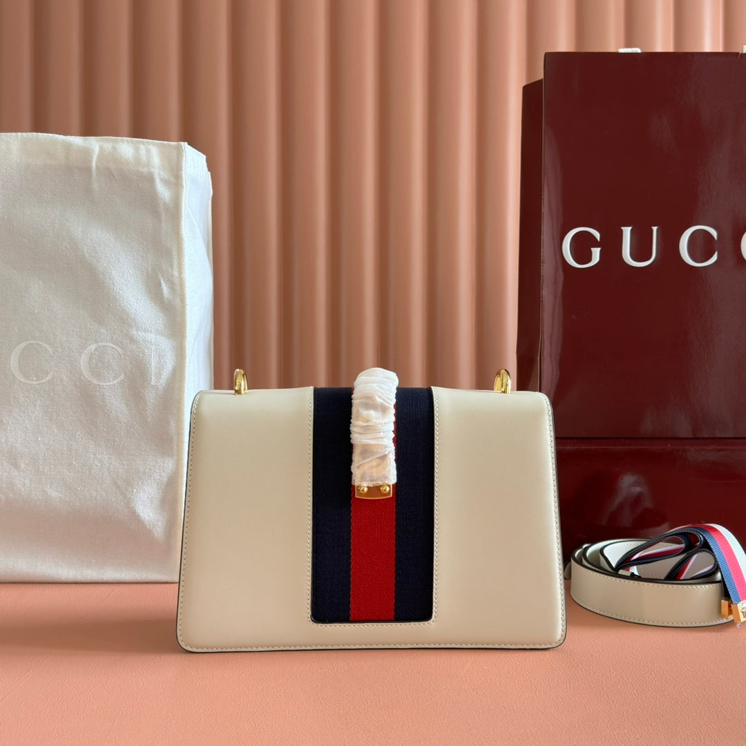 GG Sylvie Mini Chain Flap Bag White Lambskin 285219