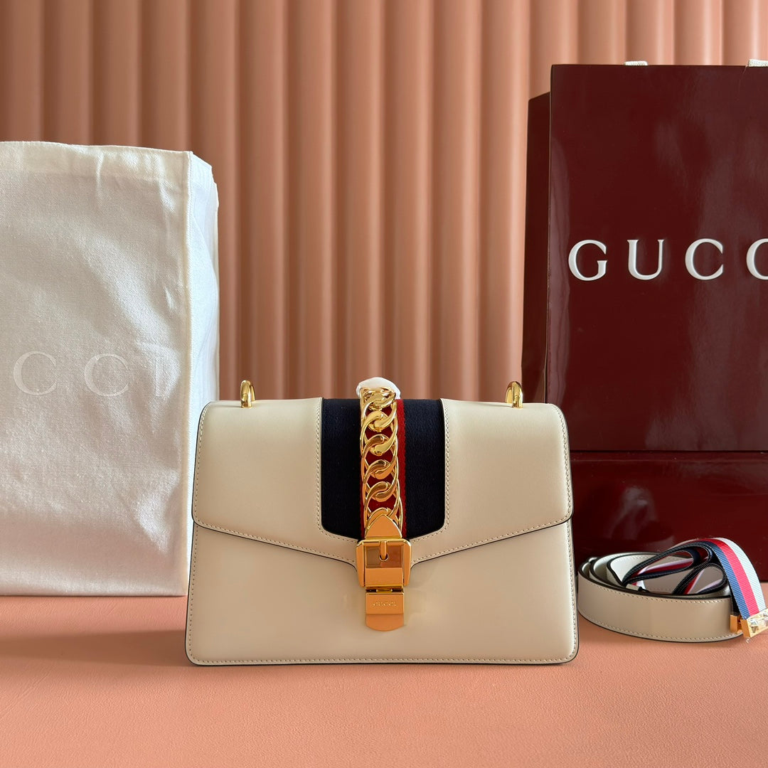GG Sylvie Mini Chain Flap Bag White Lambskin 285219