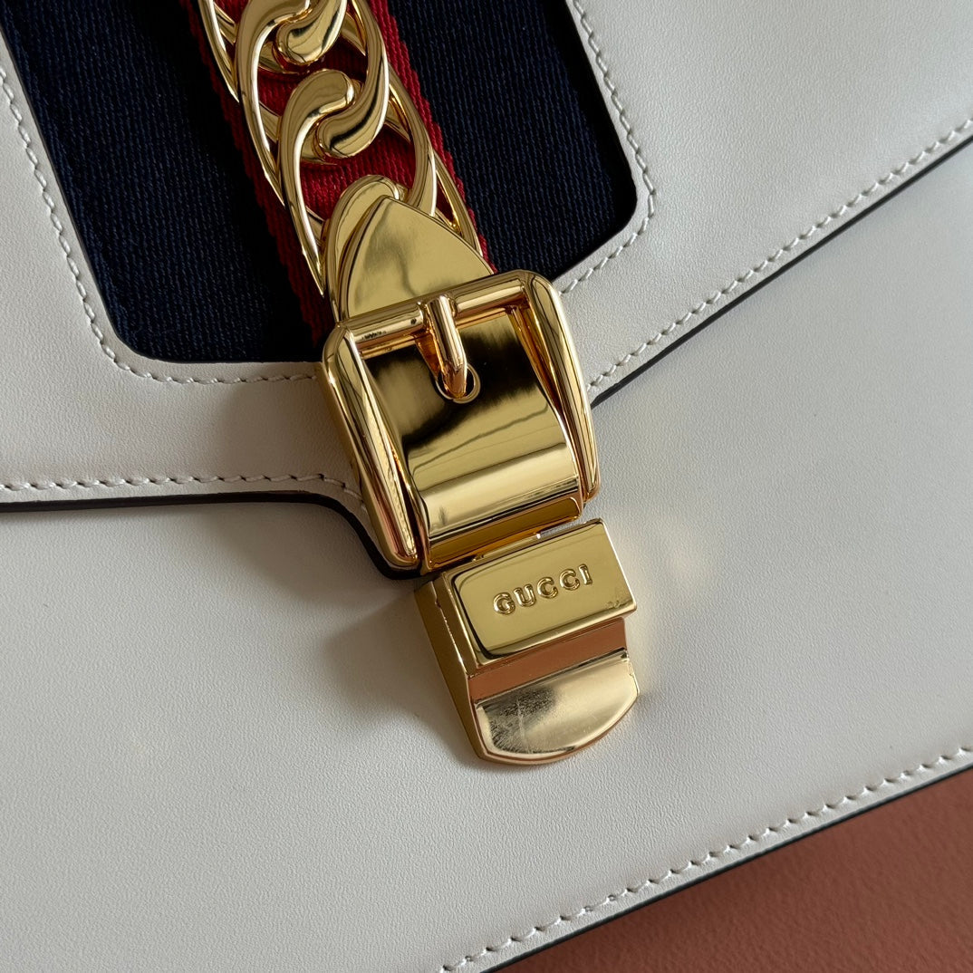 GG Sylvie Mini Chain Flap Bag White Lambskin 285219