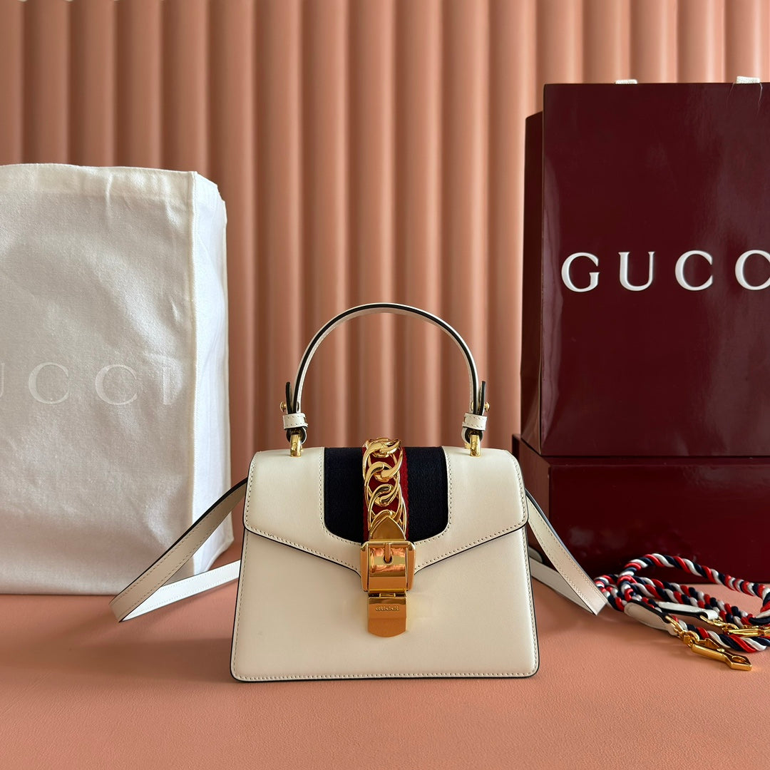 GG Sylvie Mini Chain Bag White Lambskin 285220