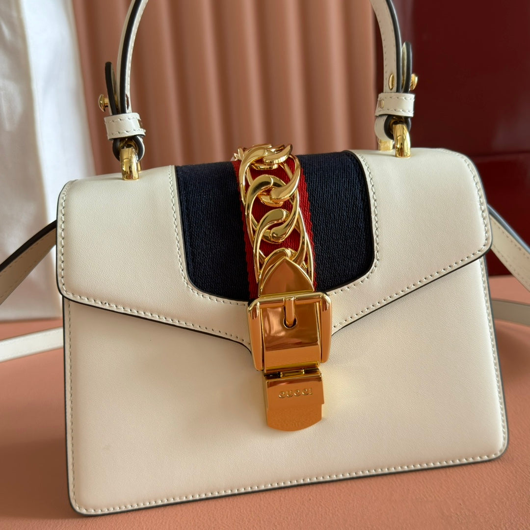 GG Sylvie Mini Chain Bag White Lambskin 285220