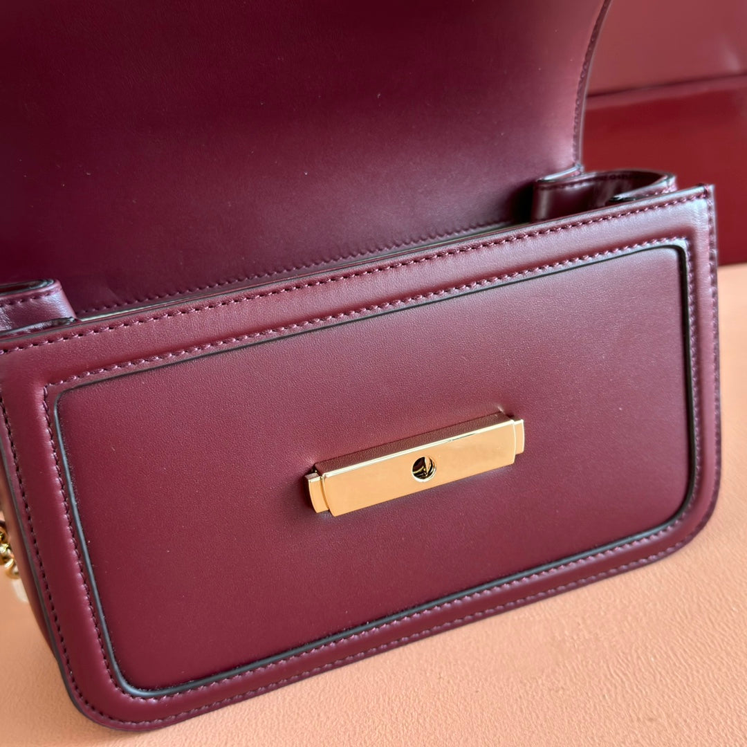 GG Go Small Shoulder Bag Dark Burgundy Cafskin 272153