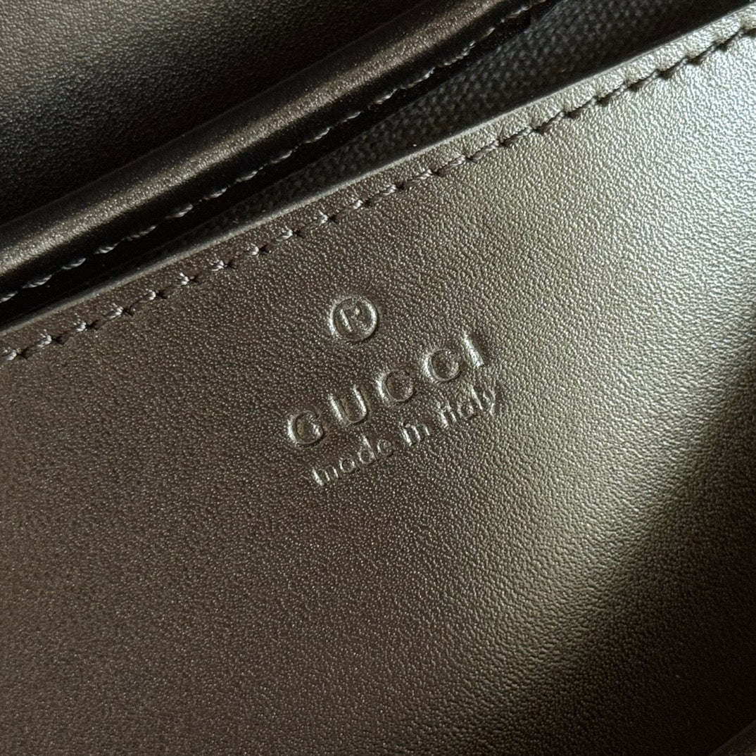 GG Emblem Medium Shoulder Bag Black Embossed Cowhide