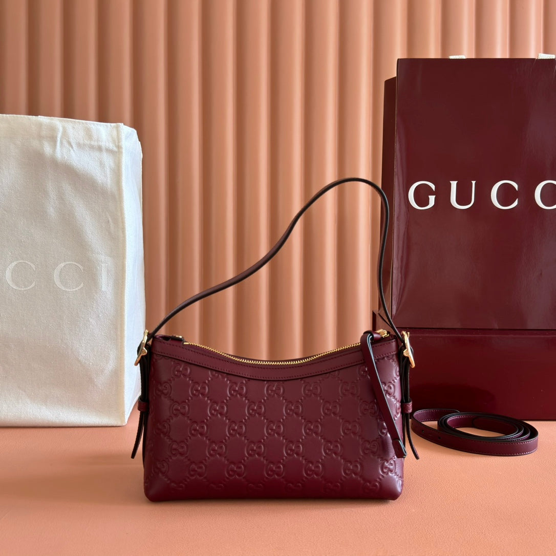 GG Emblem Shoulder Bag Burgundy Embossed Cowhide